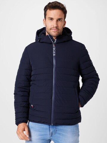 TOMMY HILFIGER Tussenjas in Blauw: voorkant