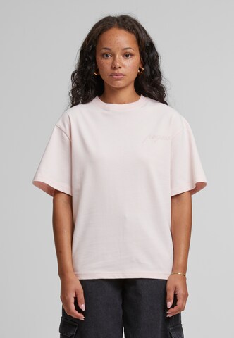 Pequs T-Shirt 'A Paradise Beach Club' in Pink