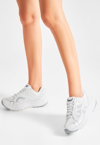 WODEN Sneakers laag 'Freja' in Wit