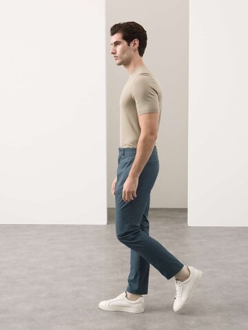 Marks & Spencer Regular Chino in Groen