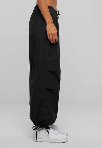 Urban Classics Tapered Cargobyxa i svart