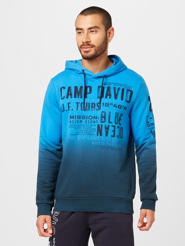 Bluză de molton de la CAMP DAVID pe albastru: față