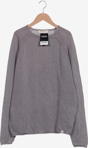 Cedar Wood State Sweater & Cardigan in L in Grey: front