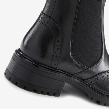 LASCANA Chelsea Boots in Black