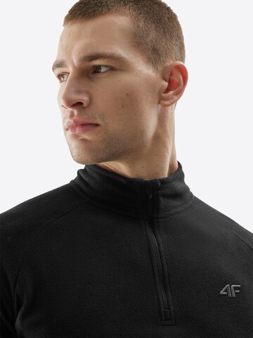 4F Athletic Sweater in Black