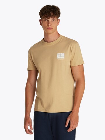Maglietta di Tommy Jeans in beige: frontale