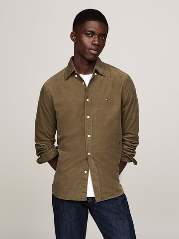 Coupe regular Chemise TOMMY HILFIGER en vert : devant