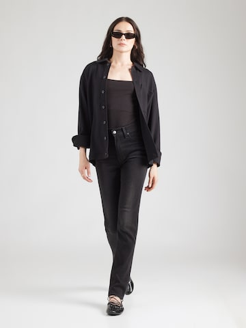 LEVI'S ® Slimfit Jeansy '722 HIGH RISE SLIM' w kolorze czarny