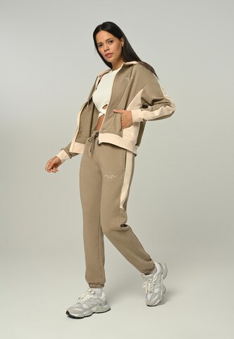 Tom Barron Tracksuit in Brown