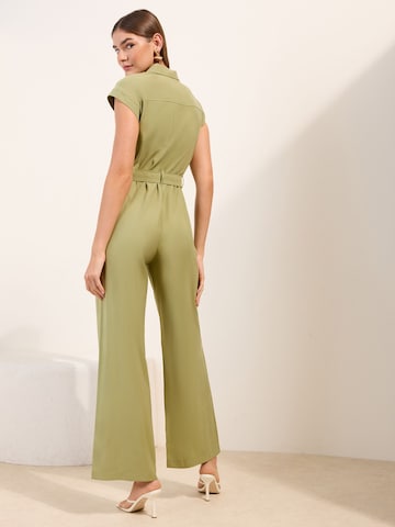 Friends Like These Jumpsuit in Groen