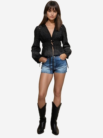 Hiccup - Blusa em preto