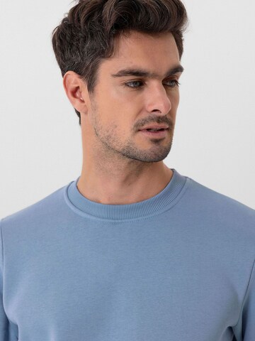 Jacey Quinn Sweatshirt 'Edison' in Blue
