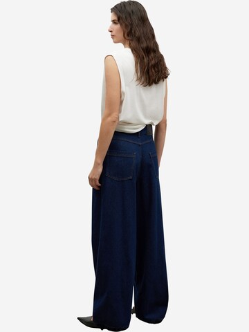 Adolfo Dominguez Wide leg Pleated Jeans in Blue