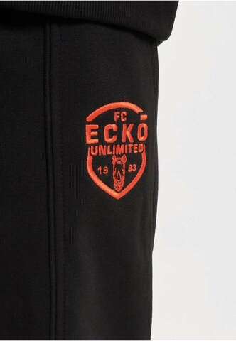 Ecko Unlimited Regular Housut värissä musta