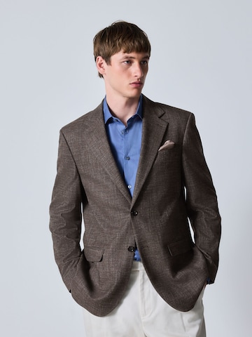 Coupe regular Veste de costume Next en marron : devant