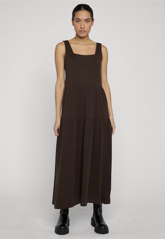 Robe 'Valance' Urban Classics en marron : devant