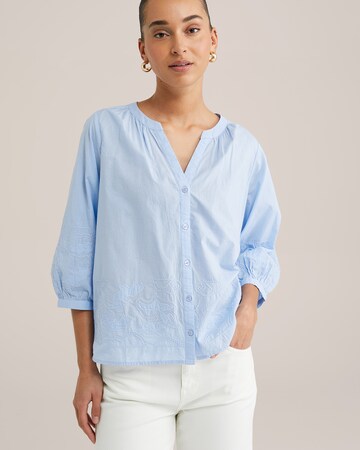 WE Fashion Blouse in Blue: front