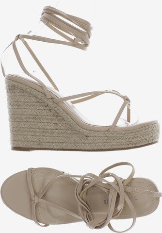 GLAMOROUS Sandals & High-Heeled Sandals in 38 in Beige: front