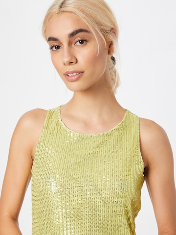 Rochie de la Dorothy Perkins pe verde