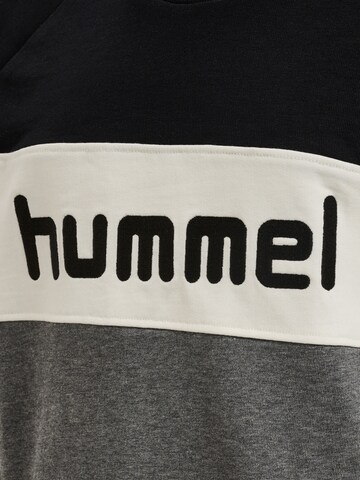 Hummel Athletic Sweatshirt in Grey