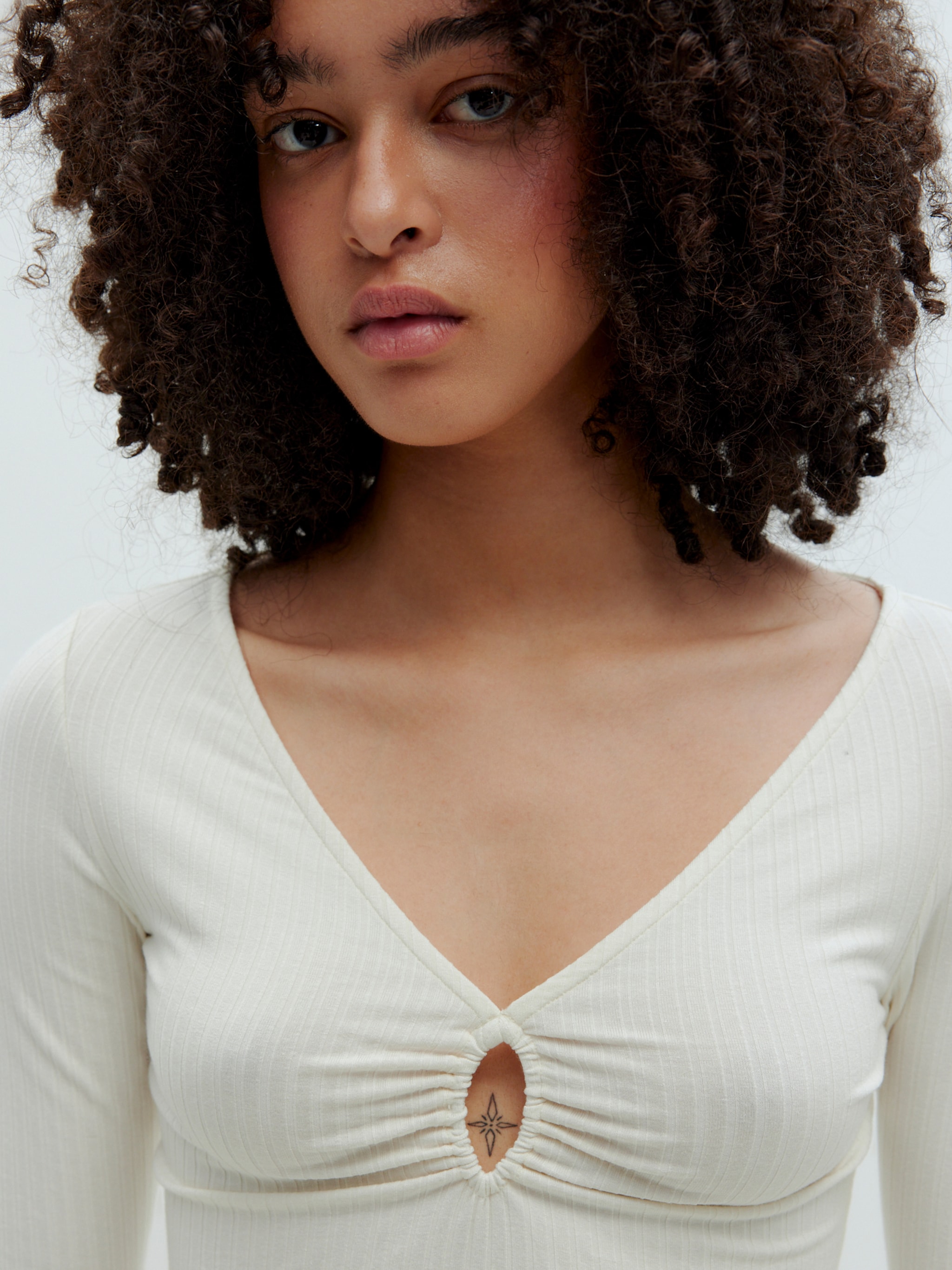 EDITED Produkte Shirt 'Orpha' weiß