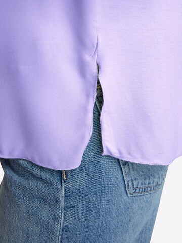 Tricou de la Rich & Royal pe mov