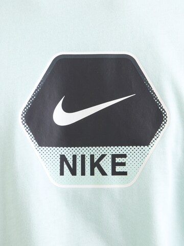 Nike Sportswear Shirt in Groen