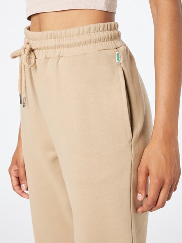 Urban Classics - Tapered Pantalón en beige