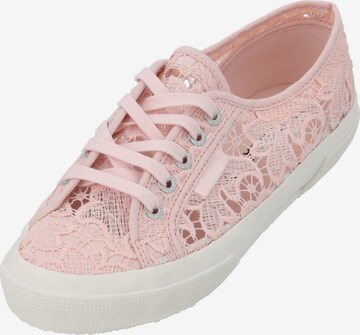 Baskets basses '2750 Macrame S81219W' SUPERGA en rose : devant