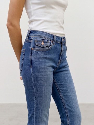 VERO MODA Flared Jeans 'VMSUZIE' in Blue