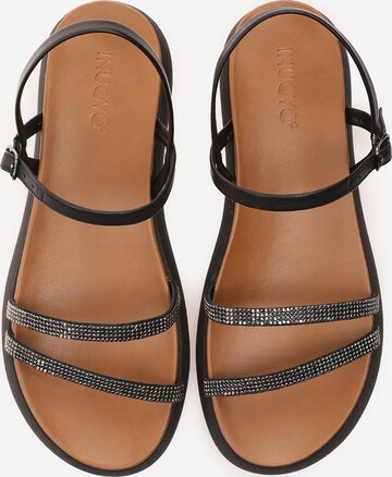 INUOVO Sandals in Black