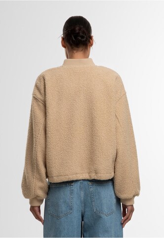 Urban Classics Tussenjas in Beige