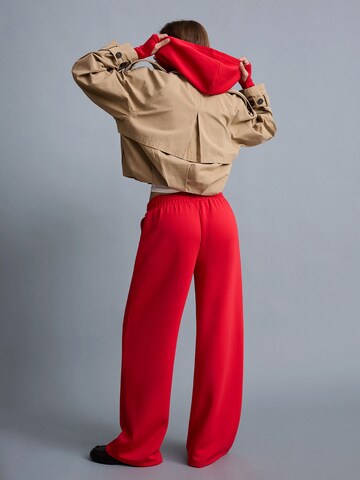 Bershka Široký strih Nohavice - Červená