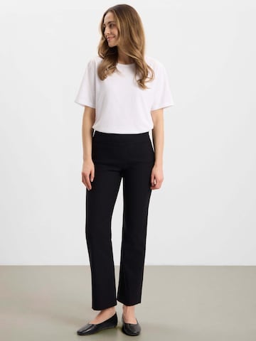 LAURIE Regular Broek 'Thea' in Zwart