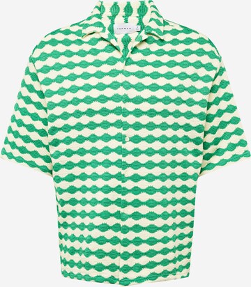 TOPMAN Comfort fit Button Up Shirt in Green: front