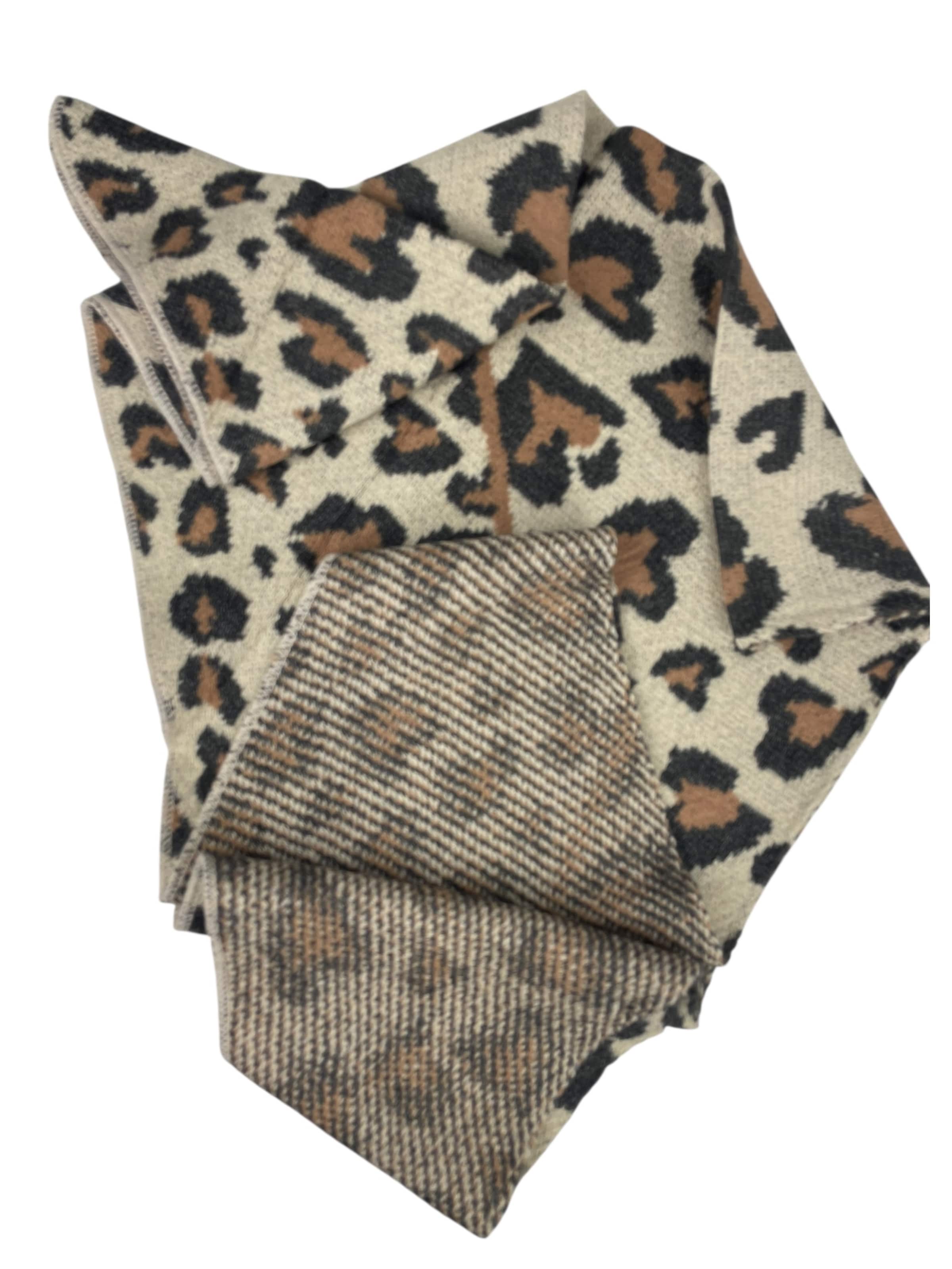 Kumixi Scarf 'Leo' in Beige