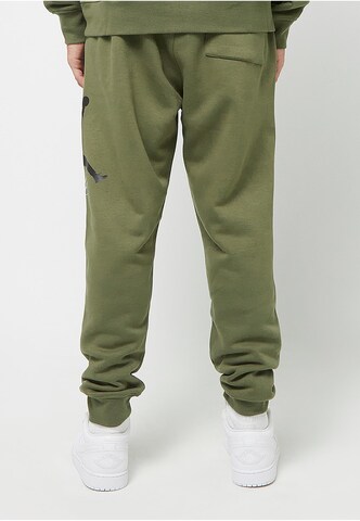 Effilé Pantalon 'Essential' Jordan en vert