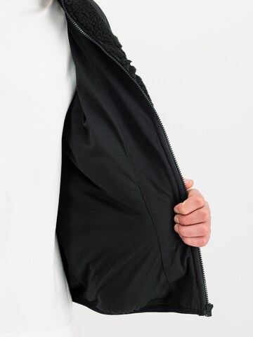 ALPHA INDUSTRIES Between-Season Jacket in Black: front