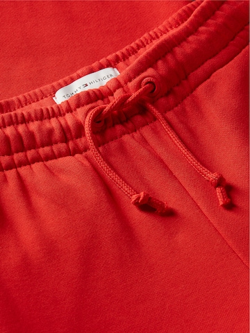 Effilé Pantalon TOMMY HILFIGER en rouge