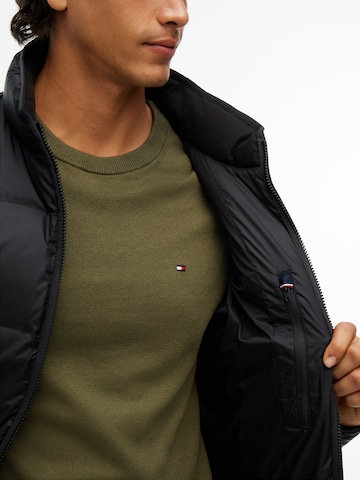 TOMMY HILFIGER - Chaqueta de invierno en negro: frente