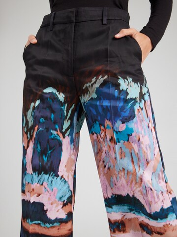 Wide leg Pantaloni con piega frontale 'EILEEN' di Munthe in nero