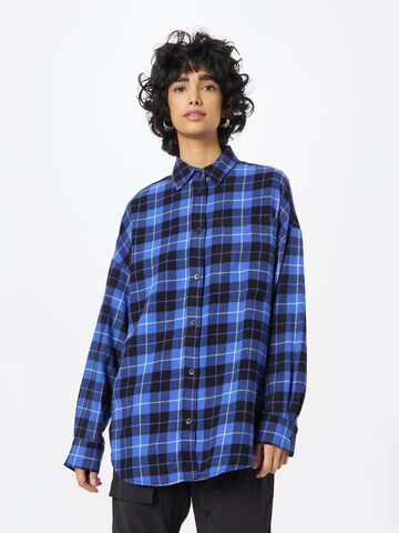 Monki Blouse in Blauw: voorkant