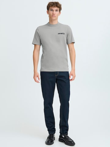 Casual Friday Bluser & t-shirts i grå