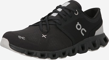 On Παπούτσι για τρέξιμο 'CloudX3' σε μαύρο: μπροστά