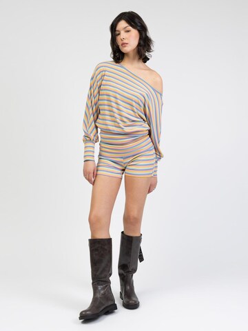 BROKE + SCHÖN Regular Hose 'Microshorts in Regenbogenfarben'‌ in Mischfarben: Vorderseite