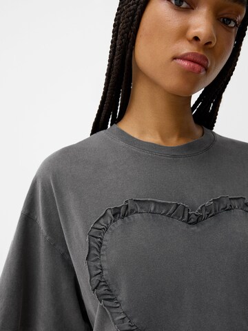 T-shirt Bershka en gris