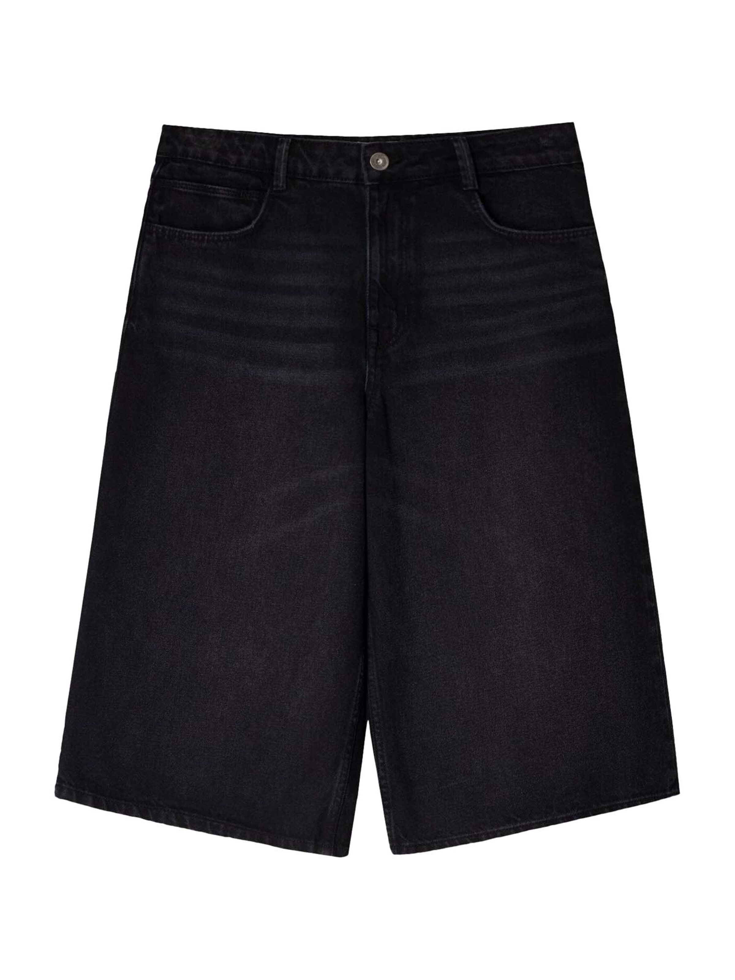 Pantaloni de la Bershka pe negru: față