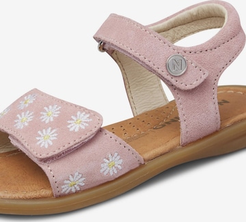 Sandales 'MELIBU'' NATURINO en rose : devant