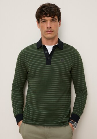 Man's World Shirt in Green: front