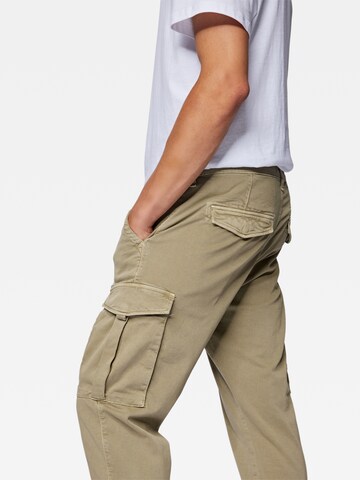 Mavi Tapered Cargojeans ' Cody' in Grün
